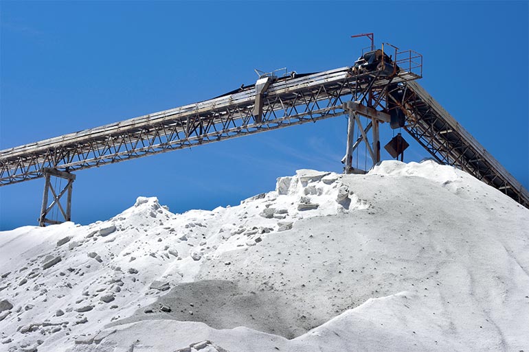 Conveyor belts in salt mining industry